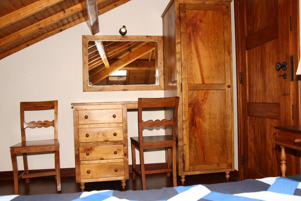 Quinta Dos Figos "5 Trevos Gold" Villa Praia da Vitoria Room photo