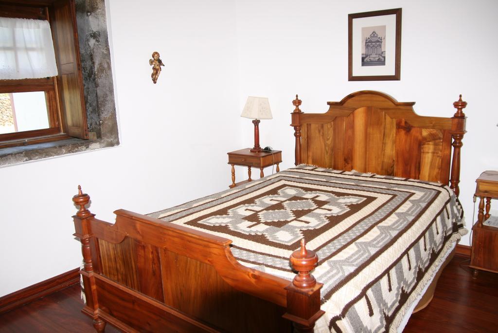 Quinta Dos Figos "5 Trevos Gold" Villa Praia da Vitoria Room photo