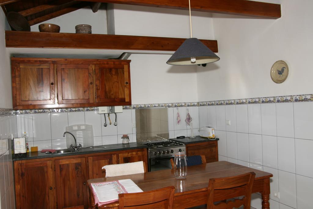 Quinta Dos Figos "5 Trevos Gold" Villa Praia da Vitoria Room photo