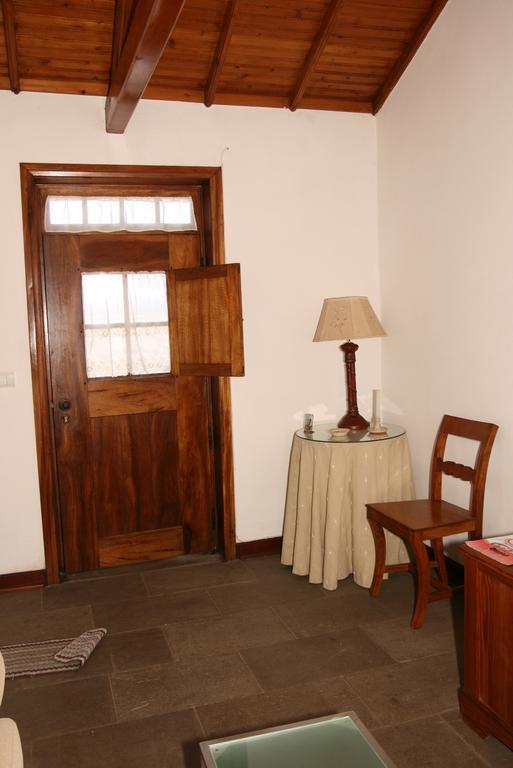 Quinta Dos Figos "5 Trevos Gold" Villa Praia da Vitoria Room photo